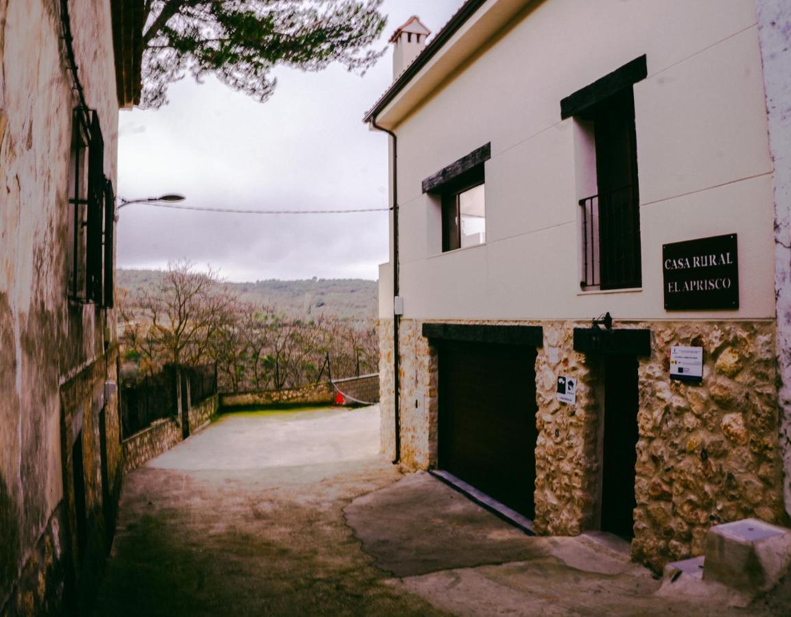 El Aprisco, Con Piscina Climatizada En Hueva-Guadalajara Villa Exteriör bild